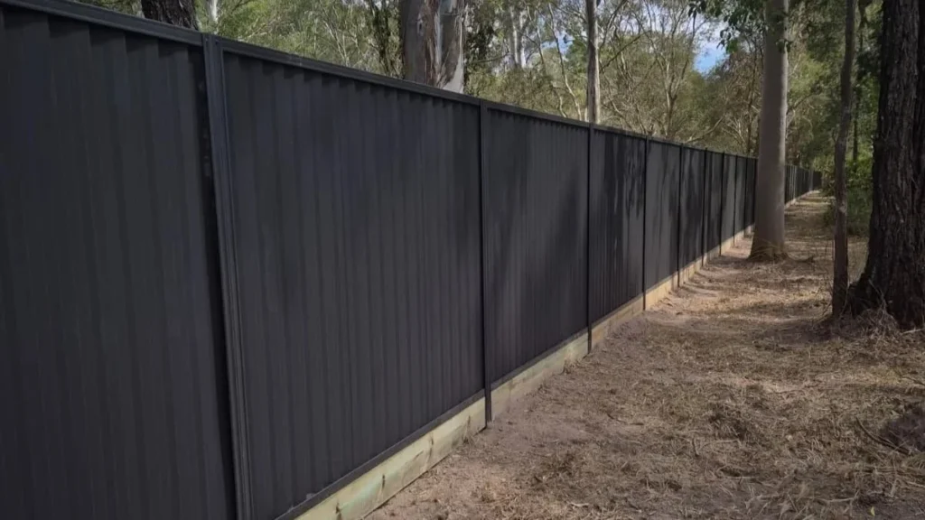 GramLine® vs Colorbond® Fencing: What's the Difference? - Accolade Fencing, Deception Bay