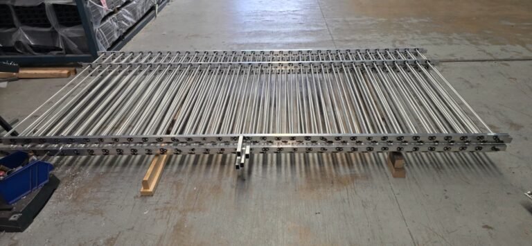 Flat top custom fence panels