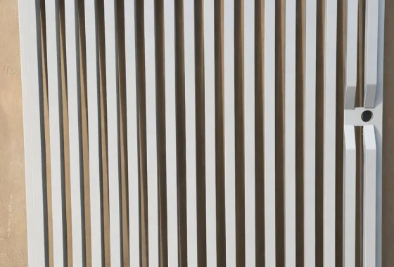 Radiator batten aluminium gate with lock box in Gull Grey
